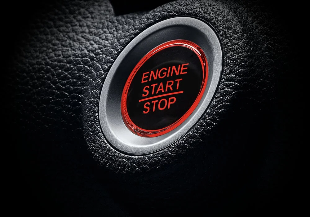 Dengan fitur One Push Ignition System menghidupkan mesin mobil jauh lebih mudah hanya dalam satu sentuhan