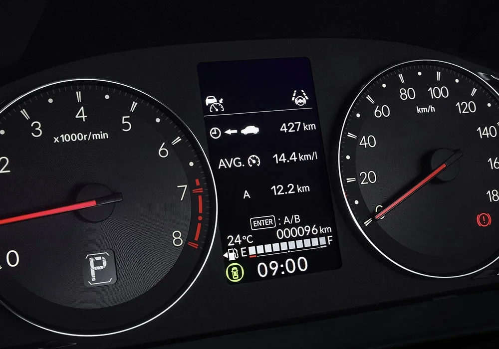 Sebagian besar informasi pada mobil akan ditampilkan melalui meter cluster, meliputi Honda Sensing, konsumsi bahan bakar, rear seat reminder dan lainnya