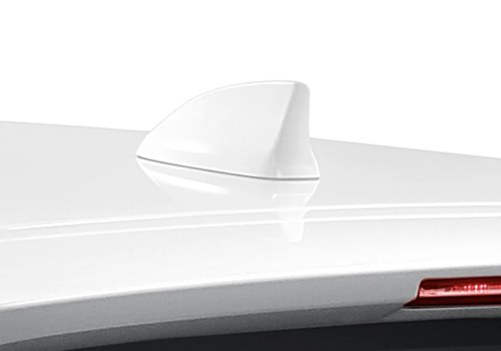 Shark Fin Antenna yang aerodinamis semakin memperkuat kesan sporty